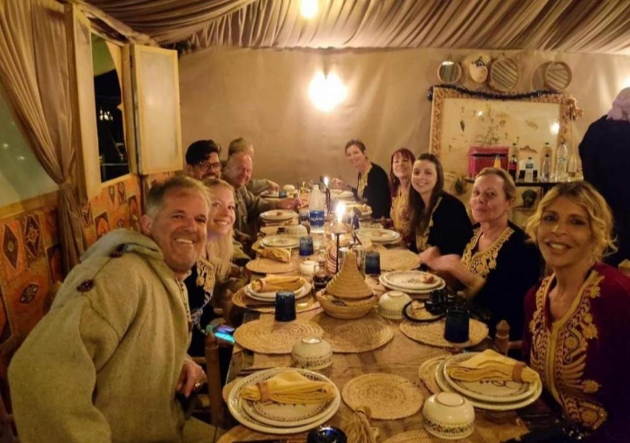 Fantastic Luxury Camp Hotel Merzouga Bagian luar foto