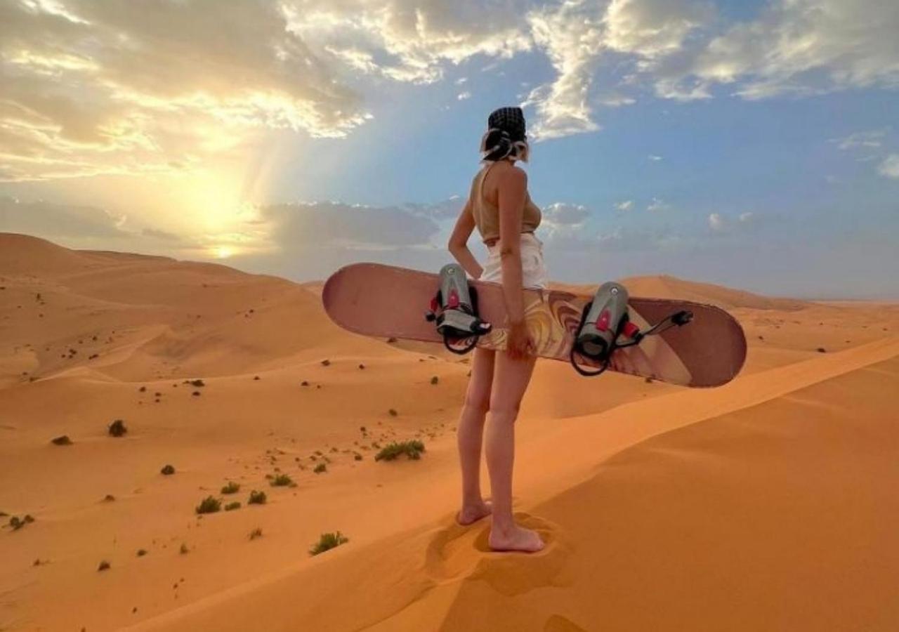 Fantastic Luxury Camp Hotel Merzouga Bagian luar foto