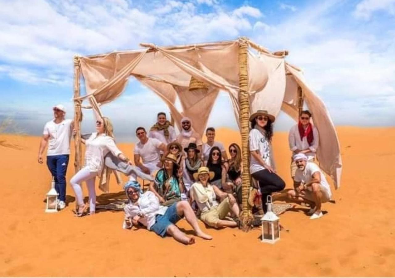 Fantastic Luxury Camp Hotel Merzouga Bagian luar foto