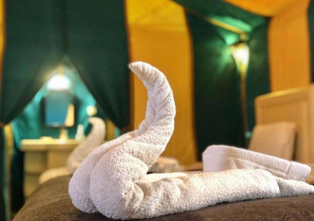 Fantastic Luxury Camp Hotel Merzouga Bagian luar foto