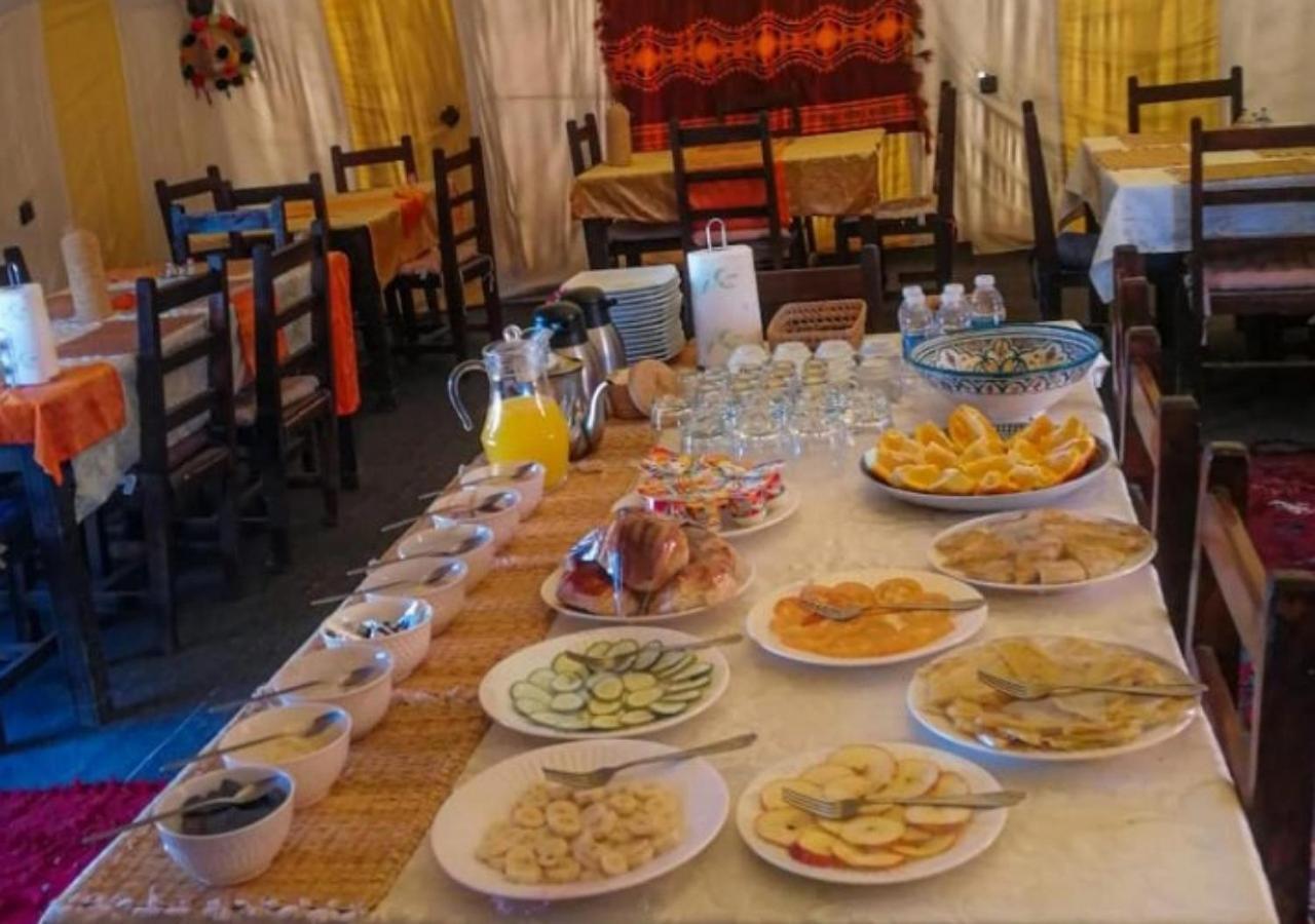 Fantastic Luxury Camp Hotel Merzouga Bagian luar foto