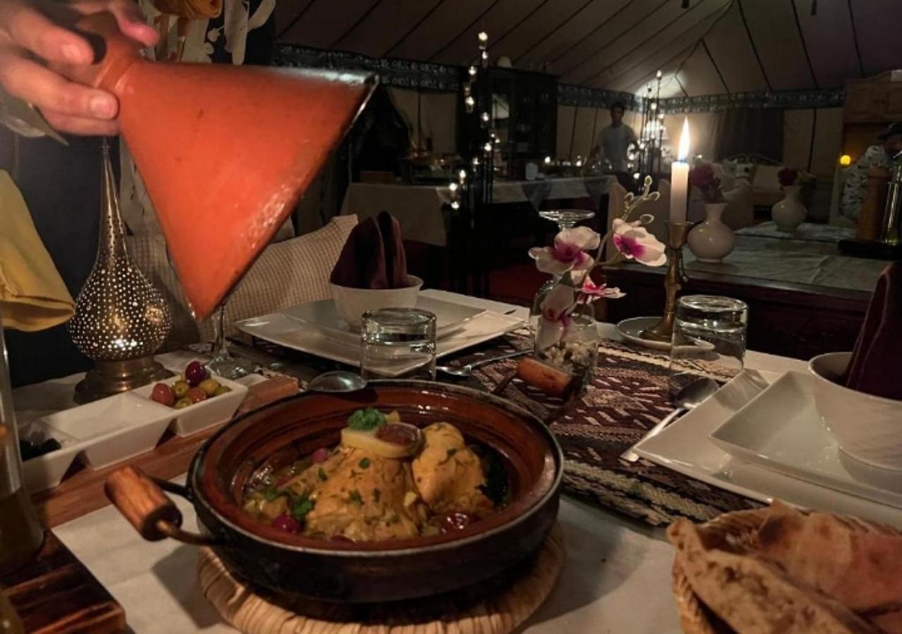 Fantastic Luxury Camp Hotel Merzouga Bagian luar foto