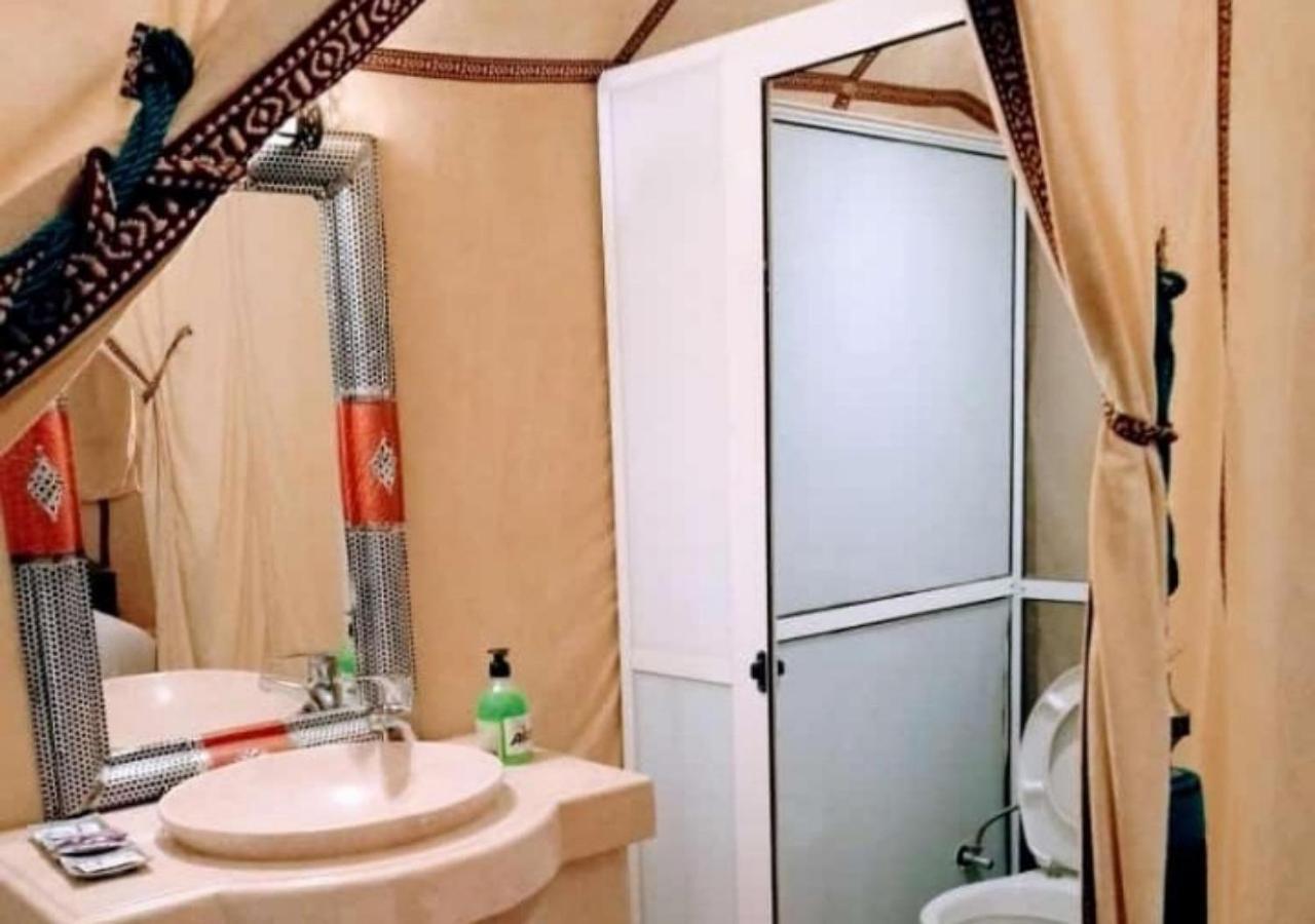 Fantastic Luxury Camp Hotel Merzouga Bagian luar foto