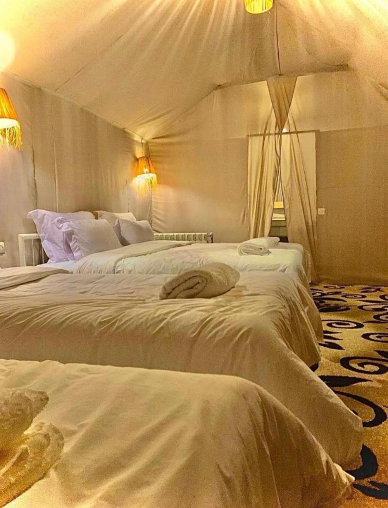 Fantastic Luxury Camp Hotel Merzouga Bagian luar foto
